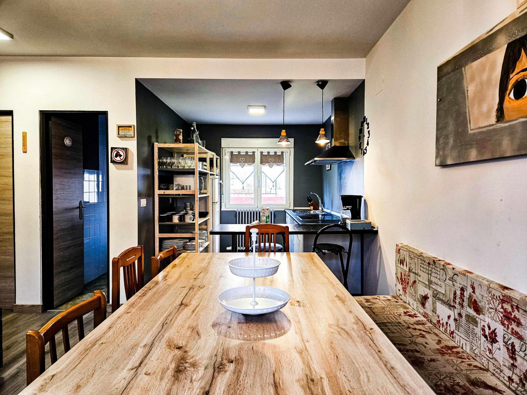 Oak House Oakplacescom Leon Ngoại thất bức ảnh